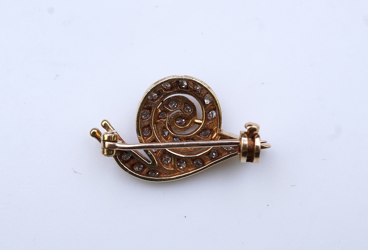 A diamond novelty brooch